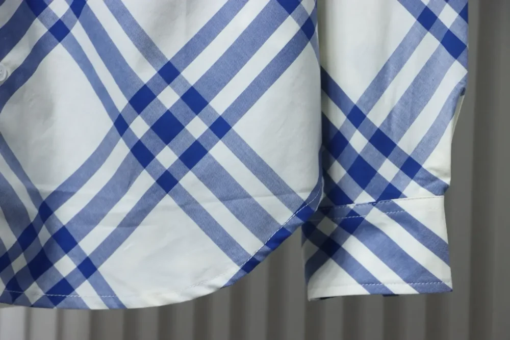 BU Cotton Shirt With A Large Check Pattern In Blue And White - Image 5