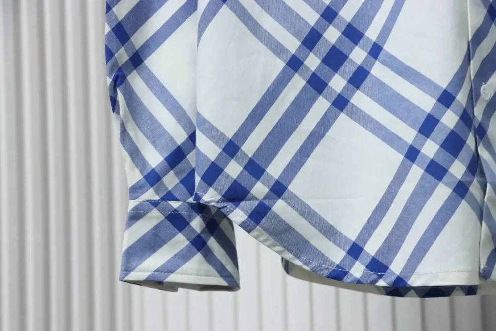 BU Cotton Shirt With A Large Check Pattern In Blue And White - Image 6