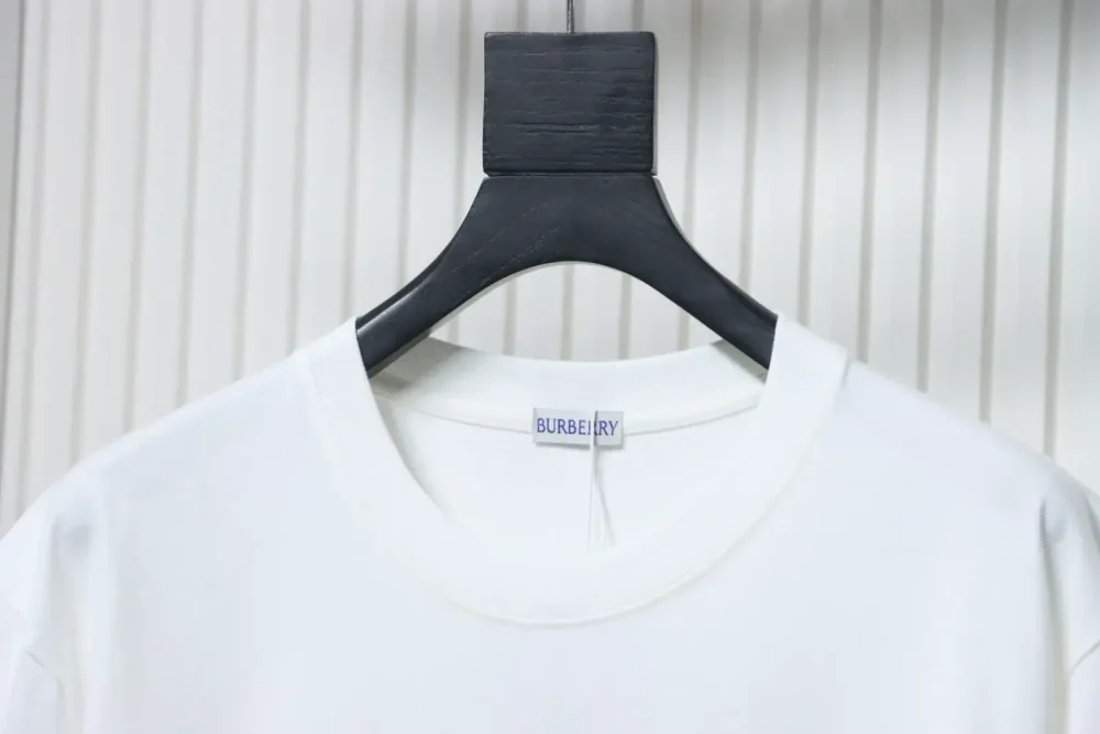 BU T-Shirt With Warhorse Print And Lettering - Image 14
