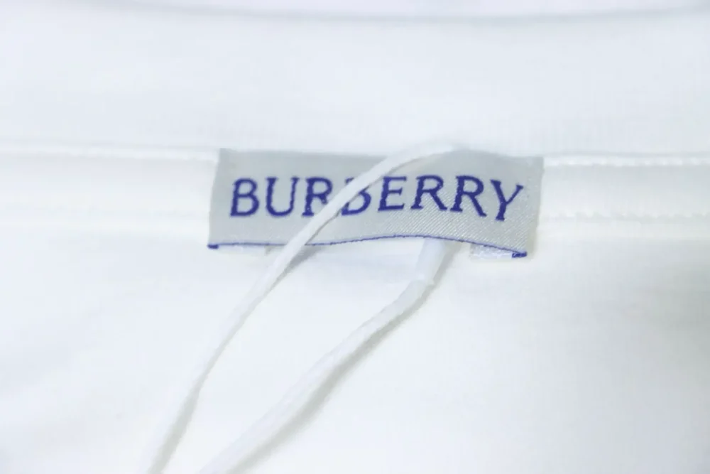 BU T-Shirt With Warhorse Print And Lettering - Image 16