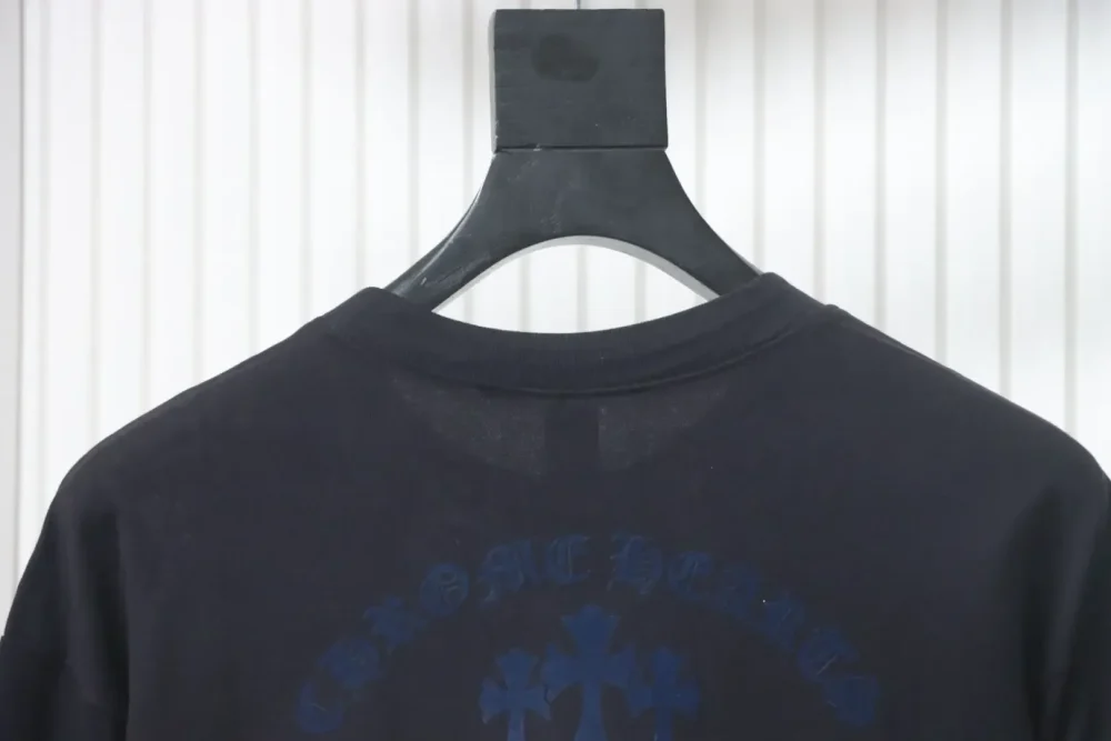 CH Shirt With Round Neck And Flocked Logo Print - Image 14