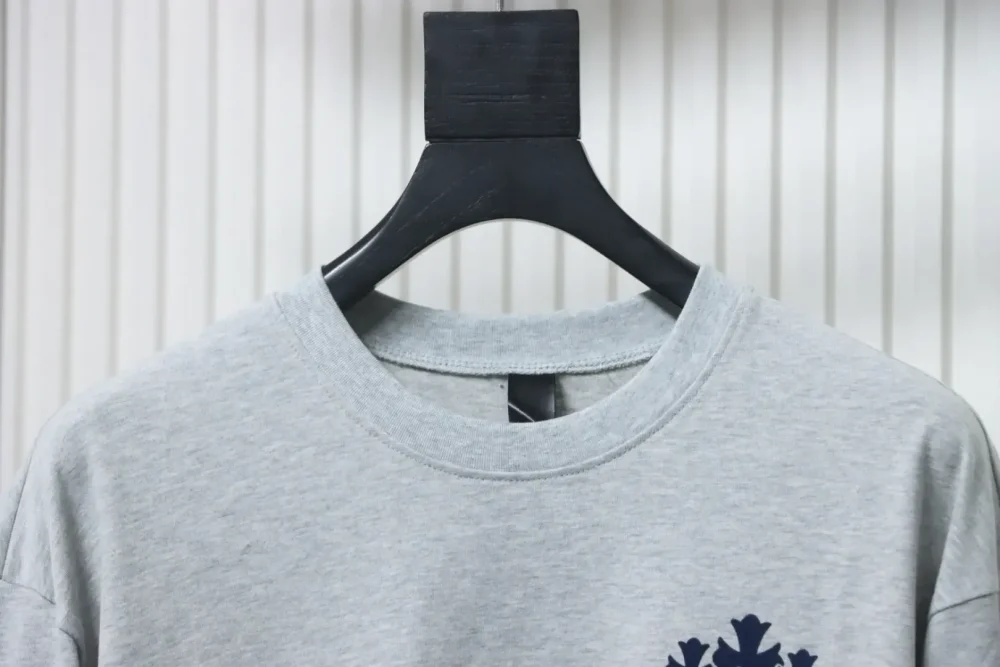 CH Shirt With Round Neck And Flocked Logo Print - Image 3
