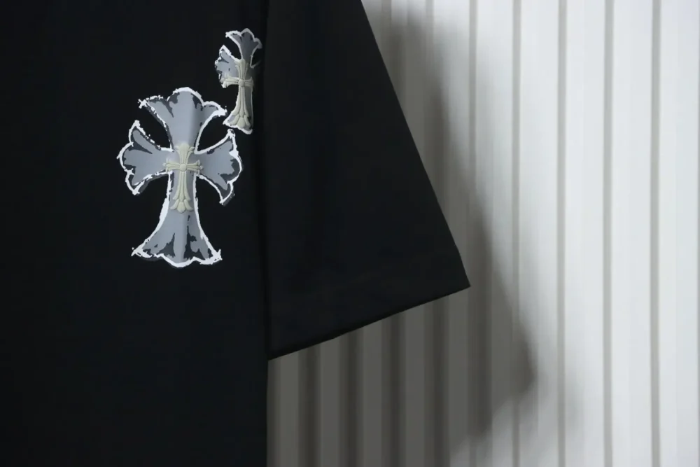 CH Short Sleeves With Cross Print - Image 8