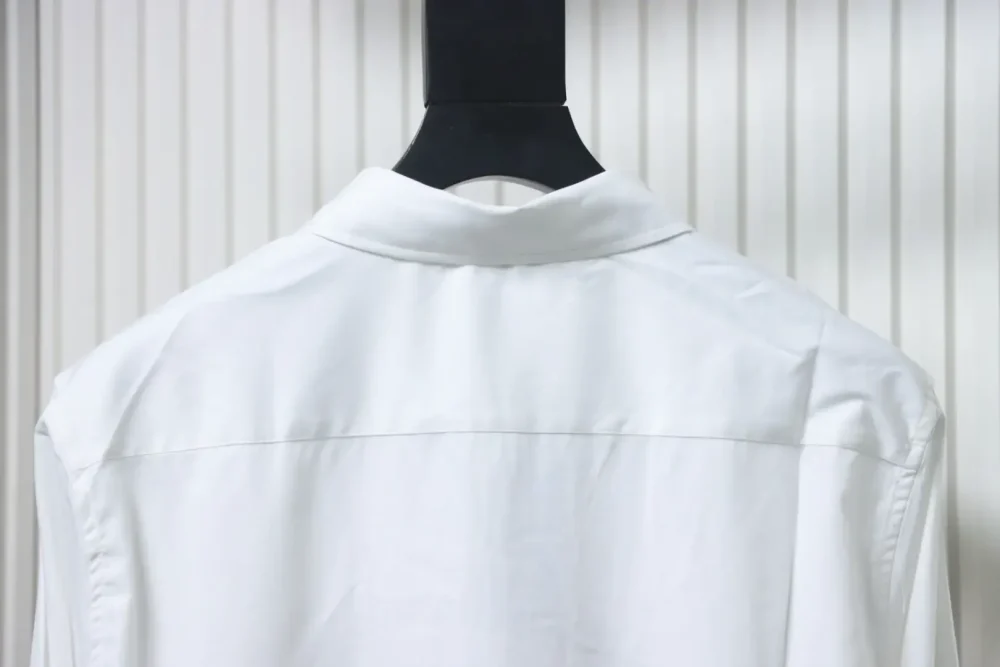 DI Shirt With Gradient Floral Embroidery - Image 4