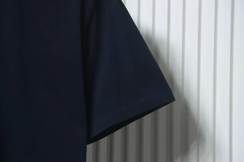 DI T-Shirt With Jacquard Webbing And Lettering At The Neckline - Image 17