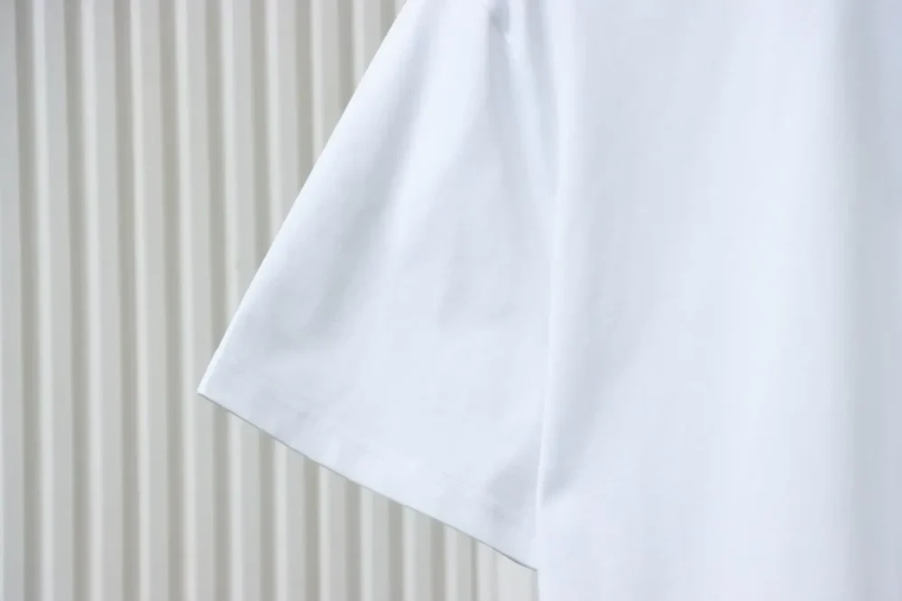 DI T-Shirt With Jacquard Webbing And Lettering At The Neckline - Image 4