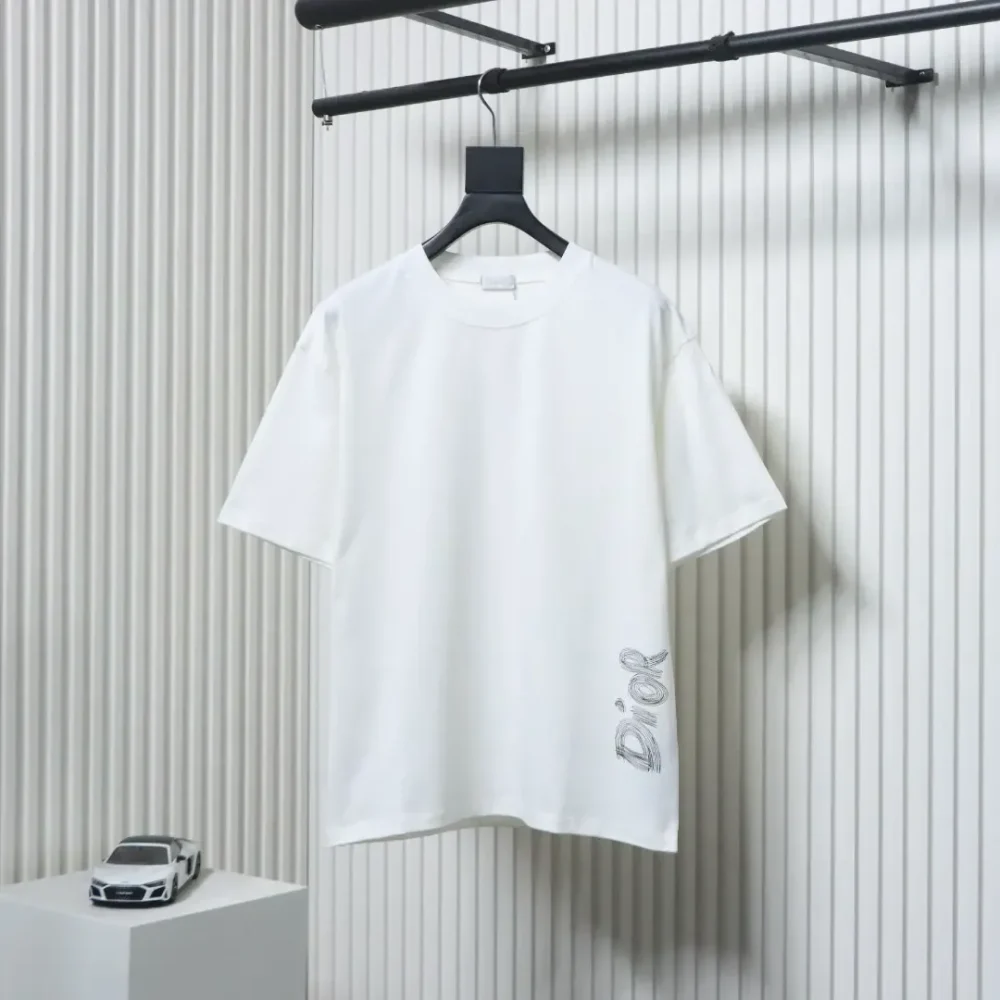 DI T-Shirt With Lettering On The Hem - Image 13