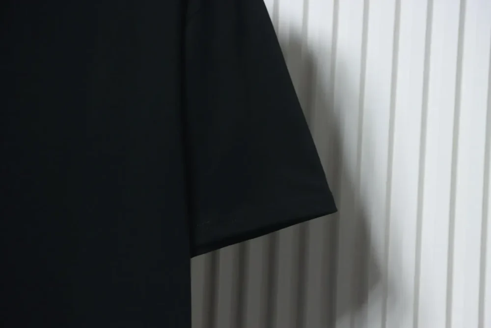 DI T-Shirt With Lettering On The Hem - Image 8