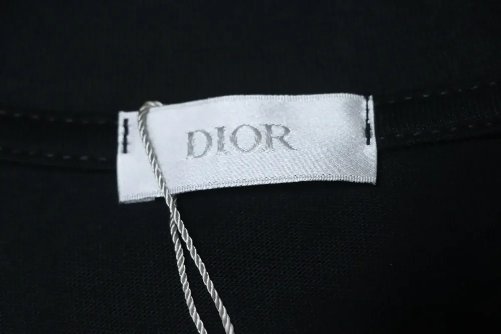 DI T-Shirt With Lettering On The Hem - Image 9