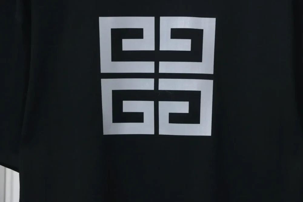 GC Kurzarm-T-Shirt mit Mesh-Patch - Image 13