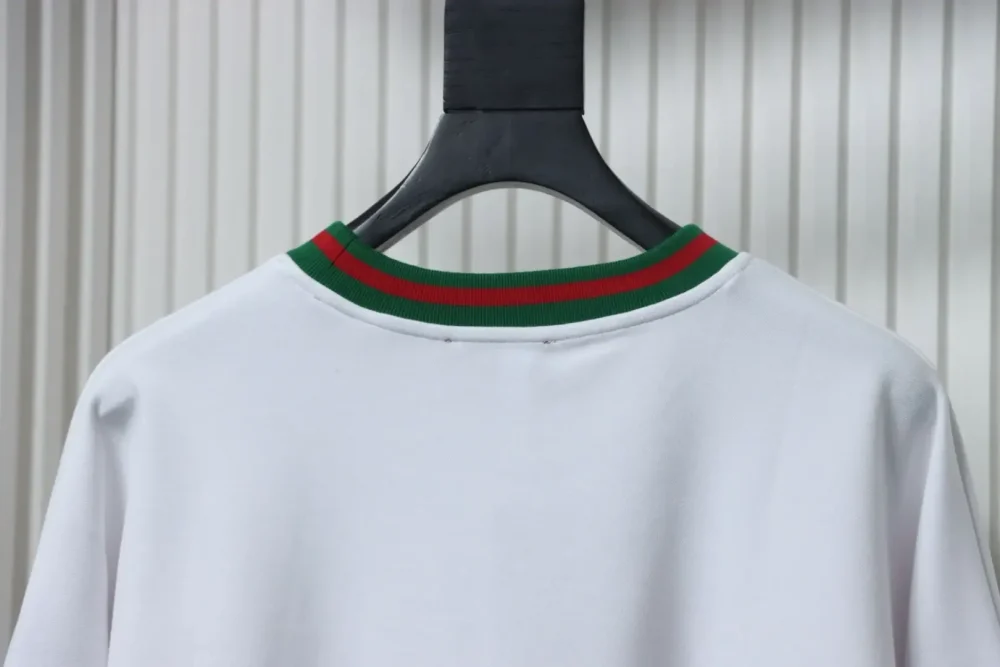 GU Sweatshirt With Round Neck And Small Web Logo - Image 4