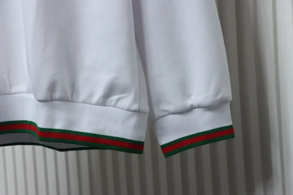 GU Sweatshirt With Round Neck And Small Web Logo - Image 7