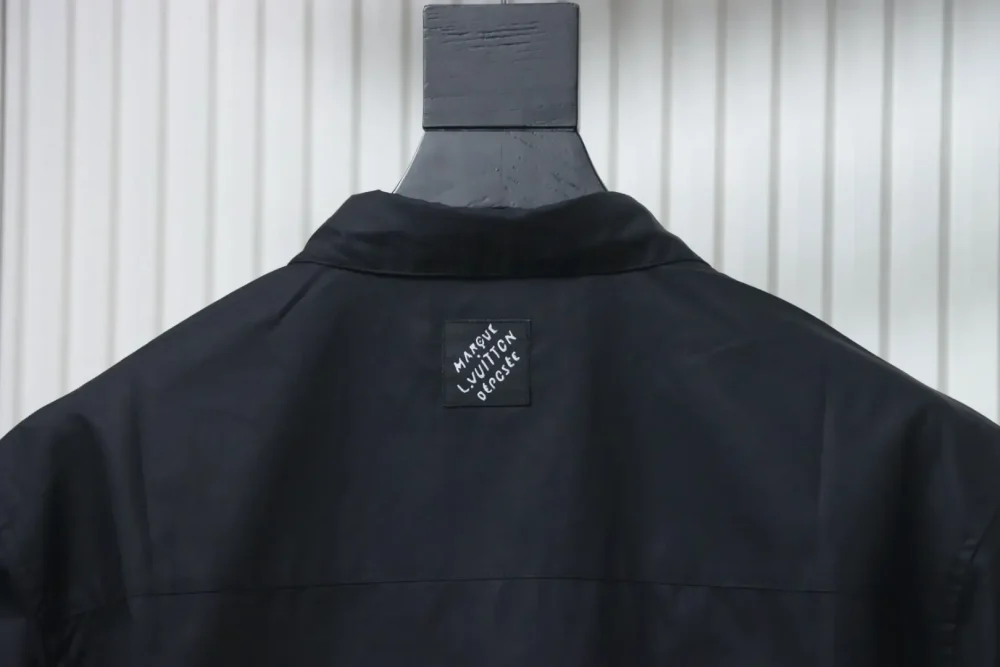 LU T-Shirt With Monogram Embroidery - Image 4