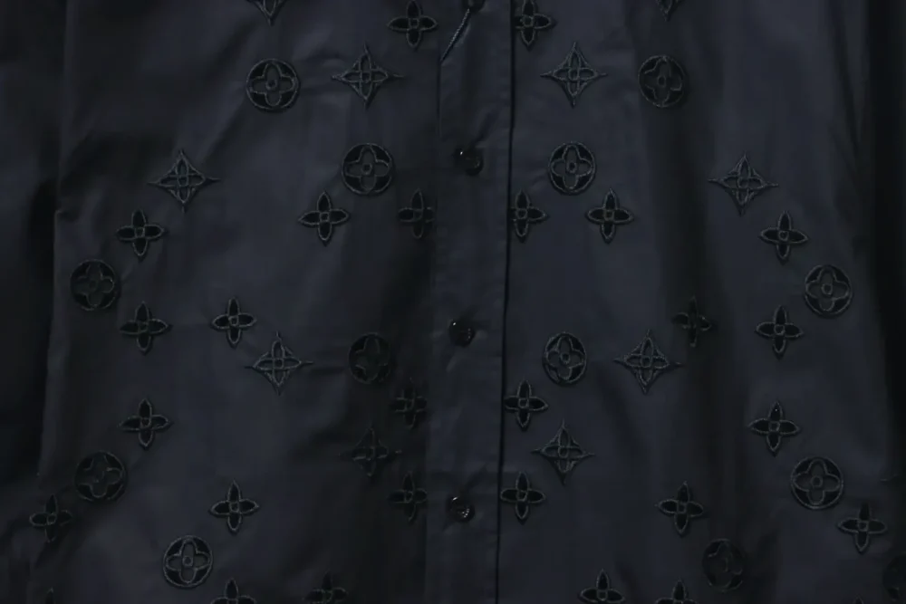 LU T-Shirt With Monogram Embroidery - Image 5
