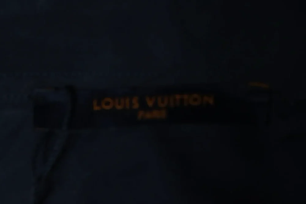 LU co-branded CH Chrome Hearts patch shirt - Image 6