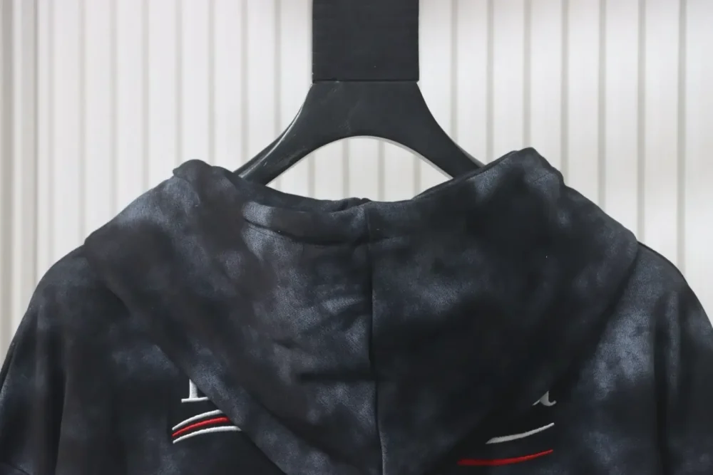 Balenciaga Hooded sweatshirt with cola embroidery and mud dye in used look XXL - Image 4