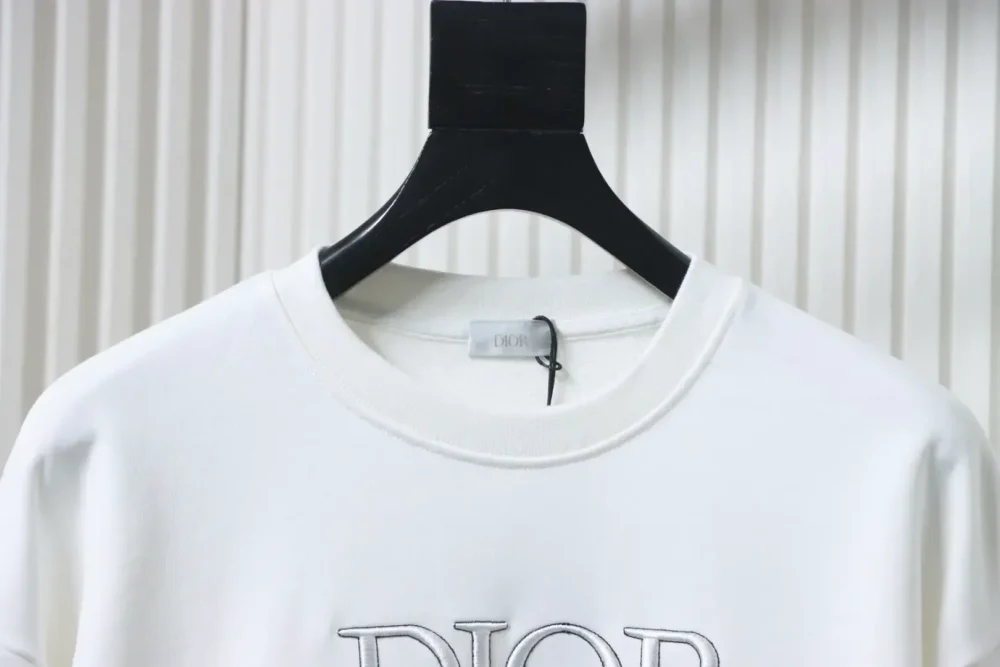 DI Round Neck Sweatshirt With Embroidered Pins And Letters - Image 3
