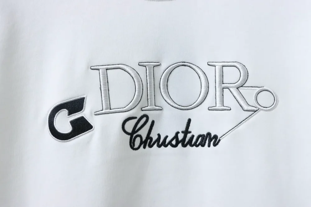 DI Round Neck Sweatshirt With Embroidered Pins And Letters - Image 6