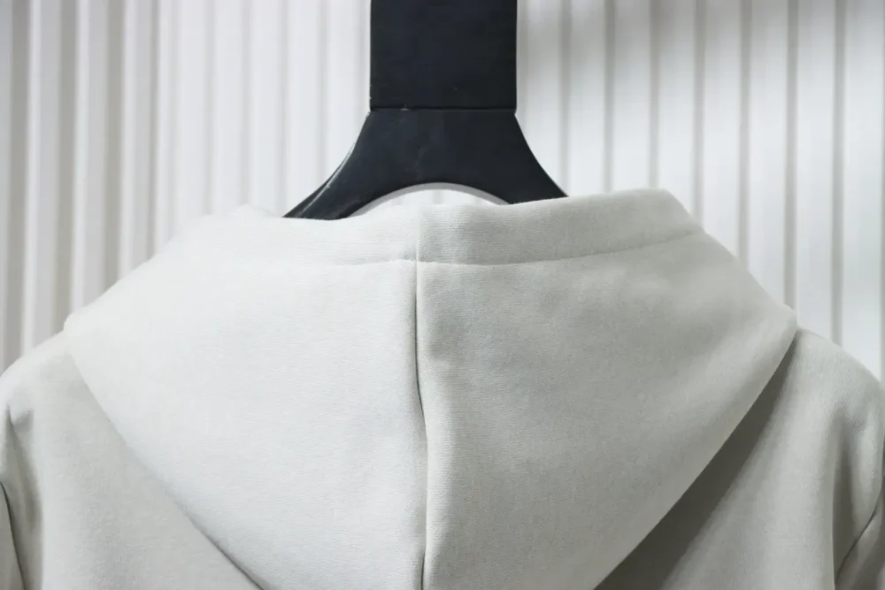 LO Hooded sweatshirt with hollowed-out, laminated lettering XXL - Image 8