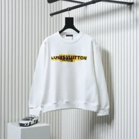 LU Crew neck sweatshirt with band print