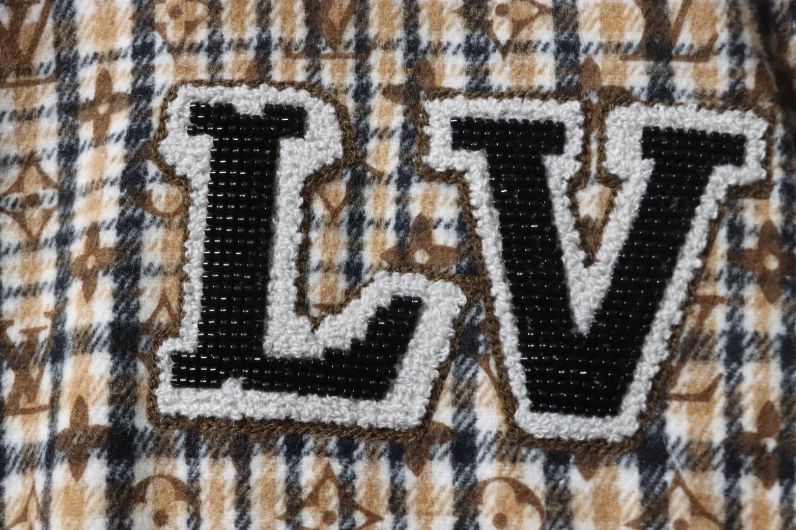 LU Jacket With Embroidered Badge And All-Over Monogram Check Pattern - Image 7
