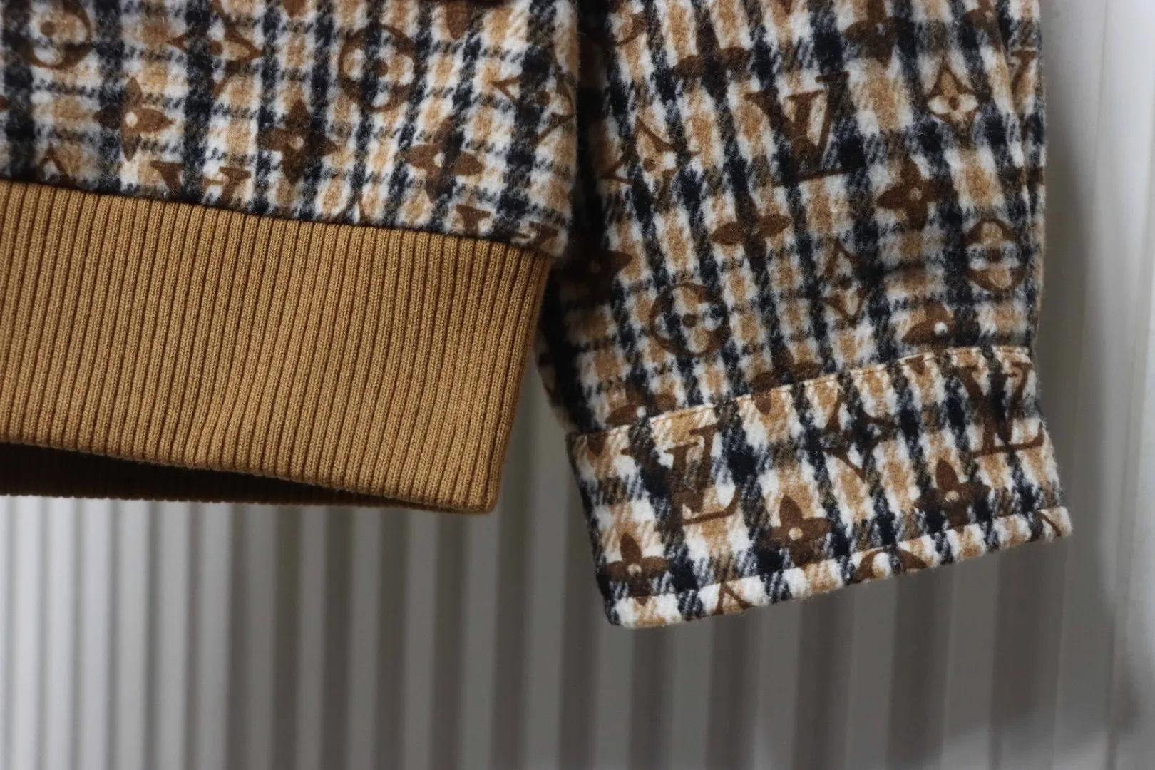 LU Jacket With Embroidered Badge And All-Over Monogram Check Pattern - Image 8