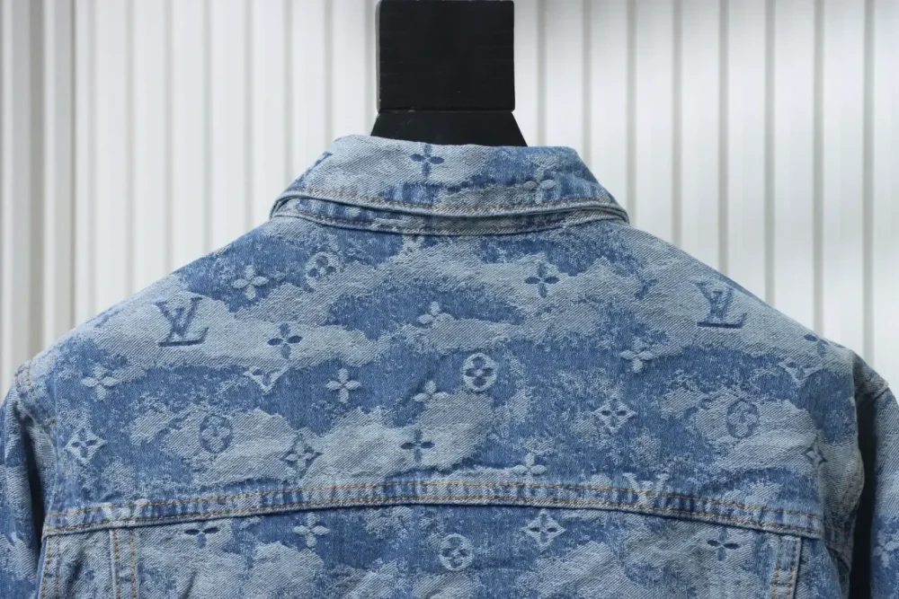 LU Jacquard Denim Jacket With Cloud Print - Image 4