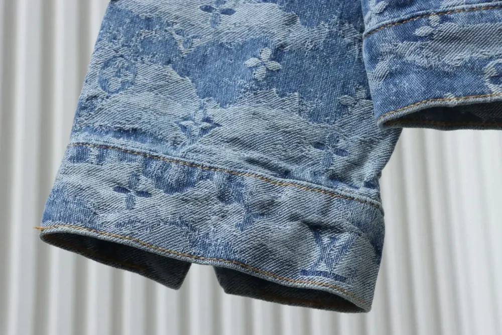 LU Jacquard Denim Jacket With Cloud Print - Image 6