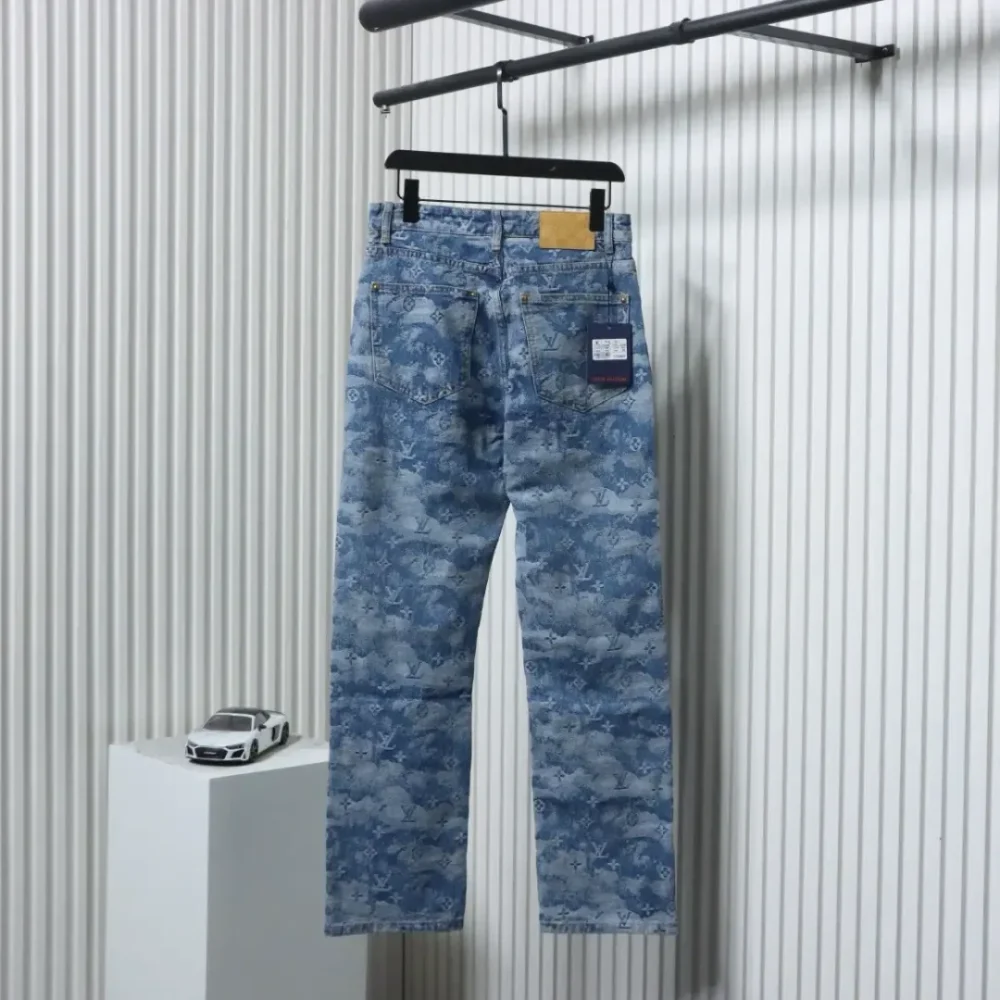 LU Jacquard Jeans With Cloud Print - Image 2