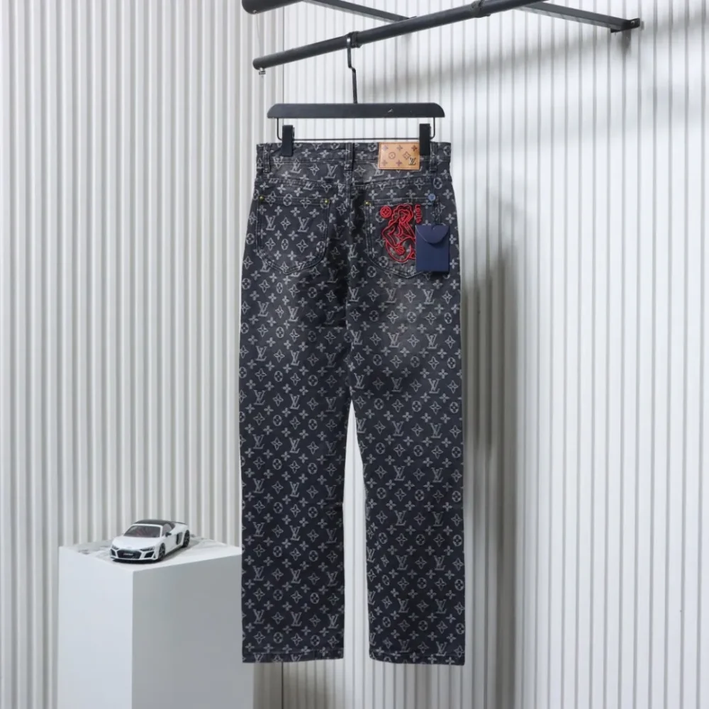 LU Ripped Jeans With Full Print XXL - Image 2