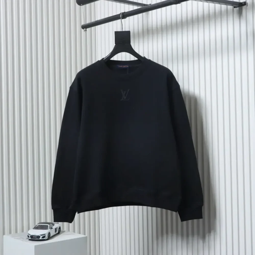 LU Round Neck Sweatshirt With Small Silicone Logo - Image 11