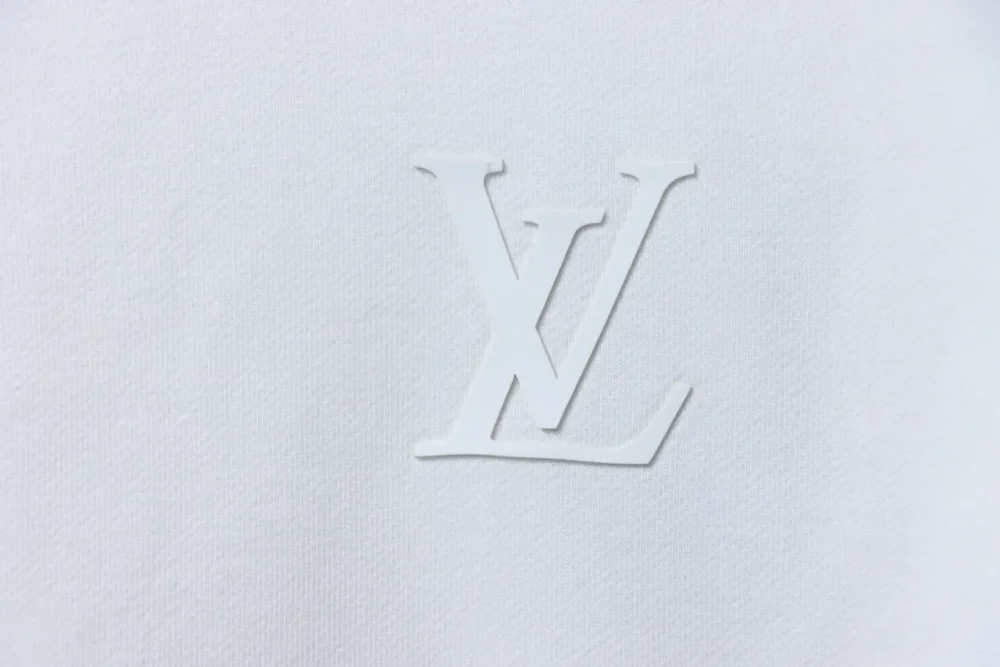 LU Round Neck Sweatshirt With Small Silicone Logo - Image 5