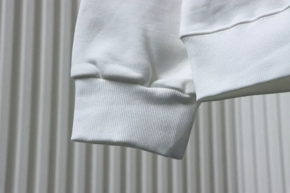 LU Round Neck Sweatshirt With Small Silicone Logo - Image 6