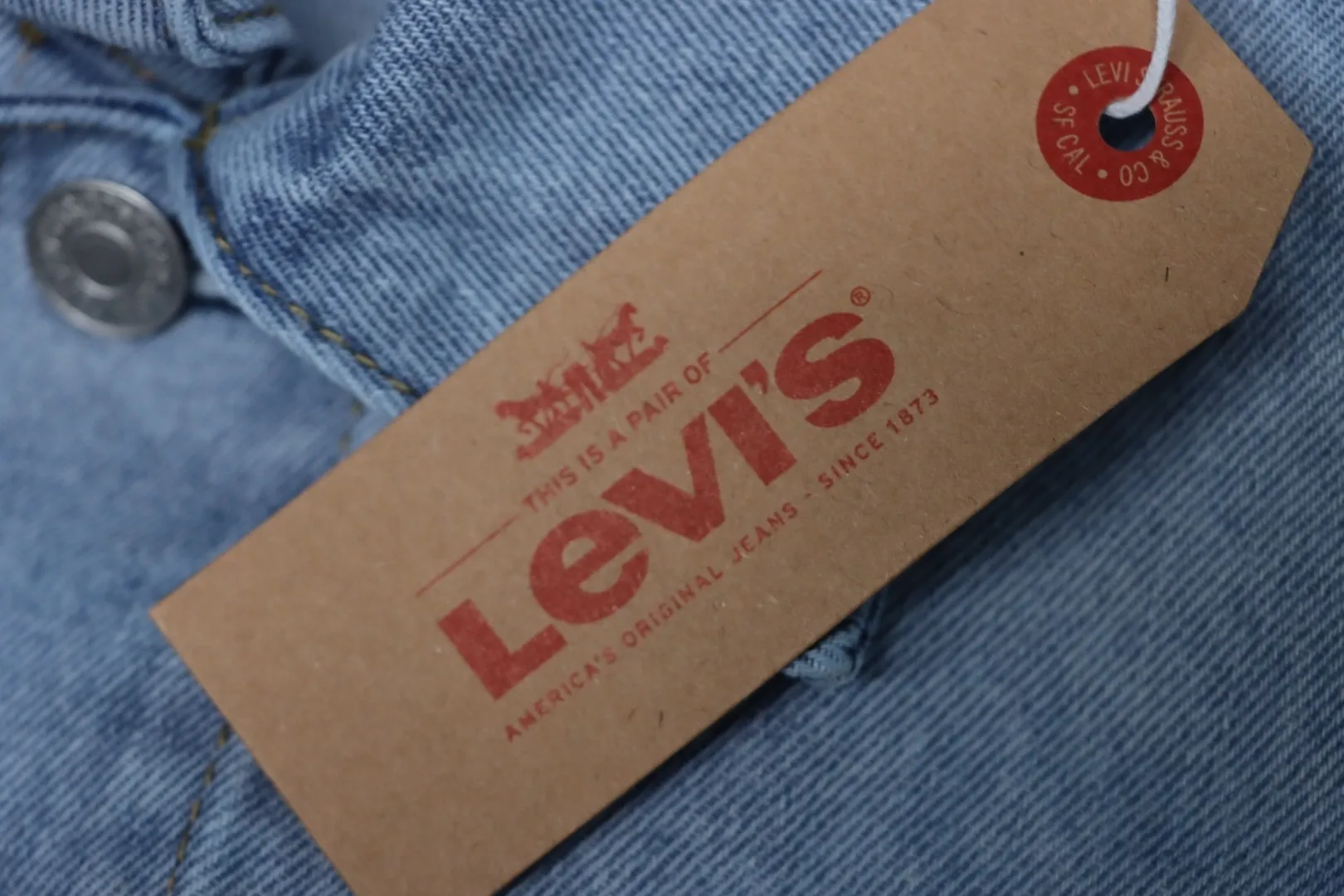 Levi’S X Nike Loose Fitting Jeans With Ribbed Trim Snap Buttons And Lettering Patch - Image 10