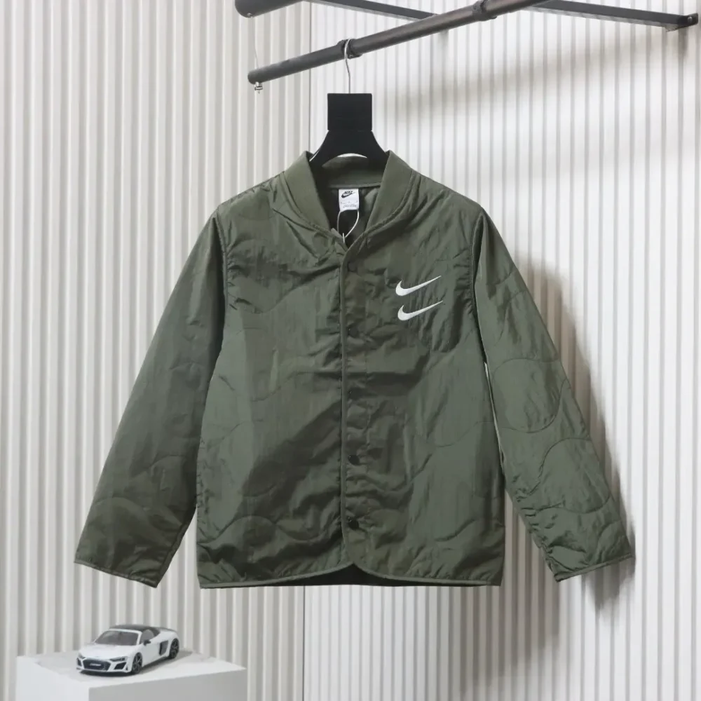 Nike Sportswear Loose Quilted Jacket with Swoosh Embroidery and Double Hook XXL - Image 11