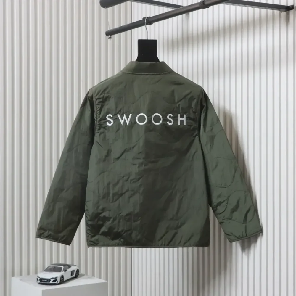 Nike Sportswear Loose Quilted Jacket with Swoosh Embroidery and Double Hook XXL - Image 12
