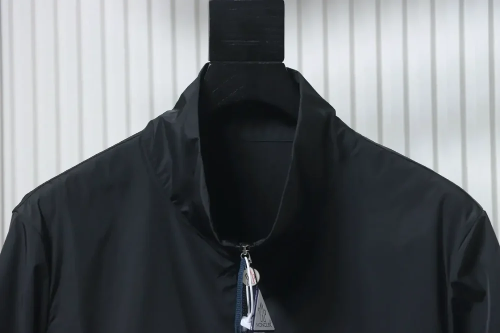 Nylon Jacket With Zip Pockets And Cuffs - Image 5