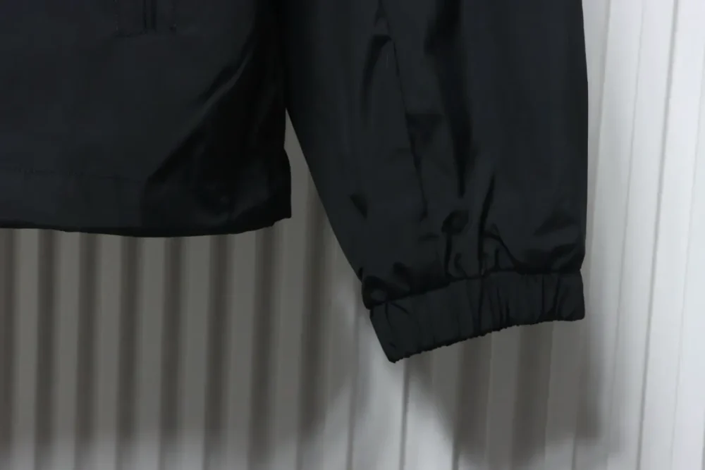 Nylon Jacket With Zip Pockets And Cuffs - Image 7