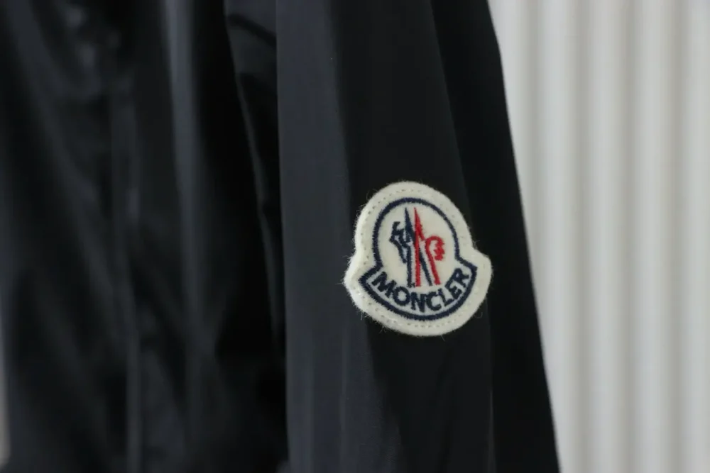 Nylon Jacket With Zip Pockets And Cuffs - Image 8