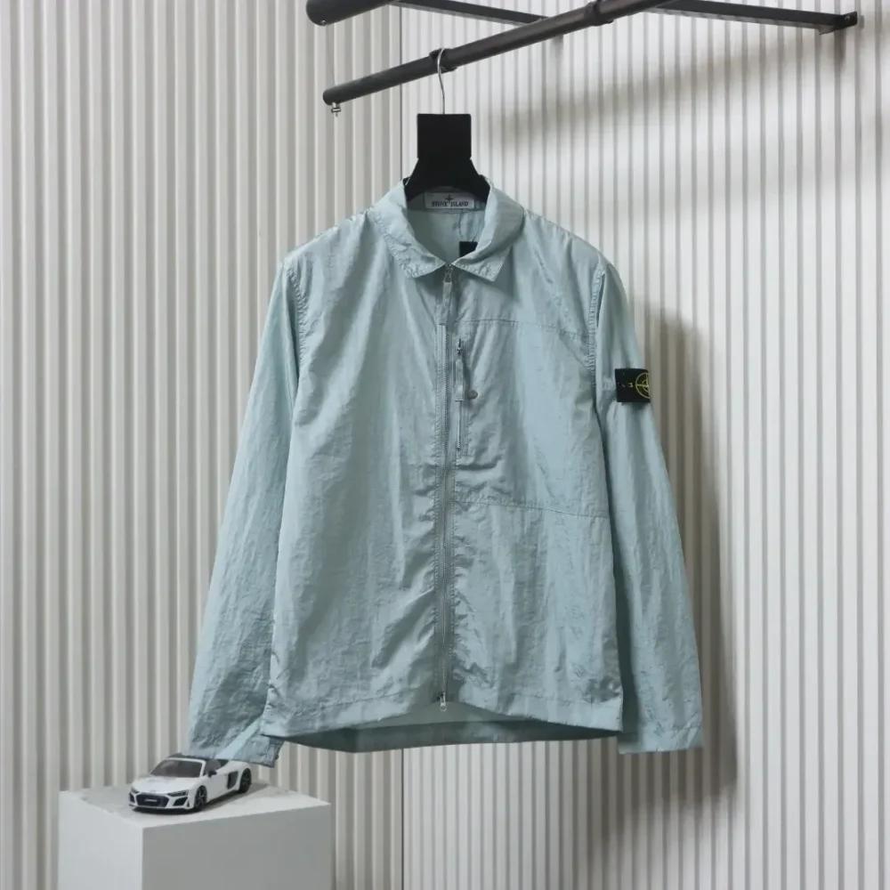 SI Plain jacket with logo patch on the lapel and one pocket as well as zip closure XXL - Image 12