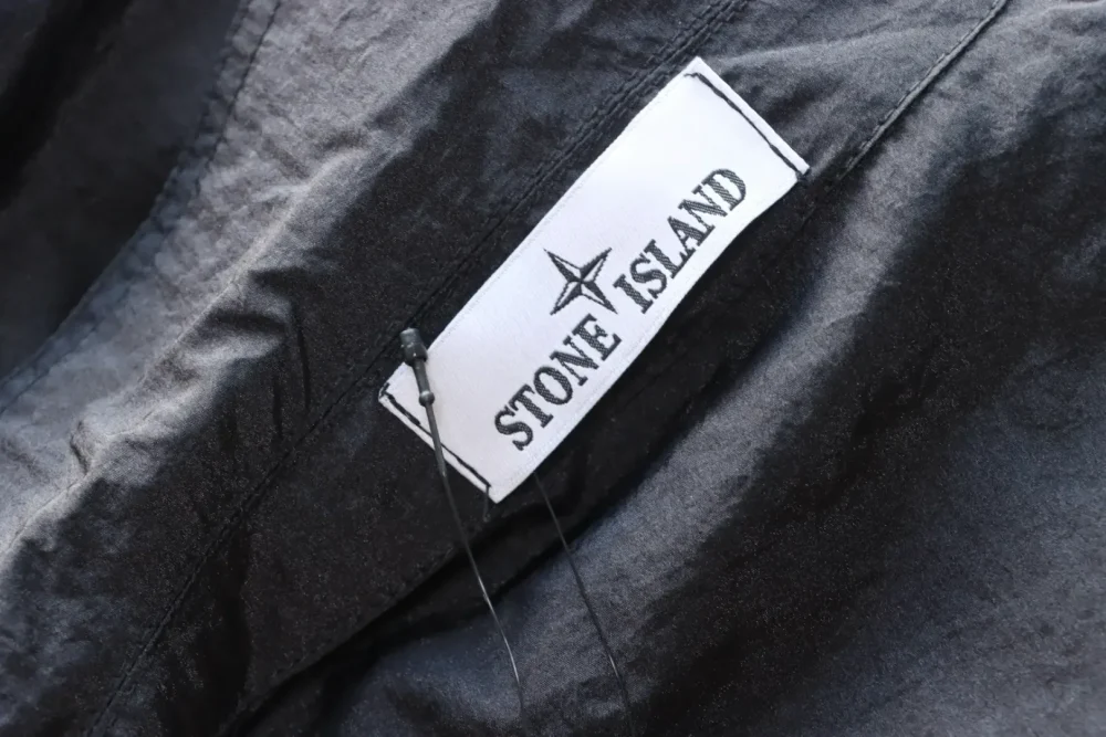 SI Plain jacket with logo patch on the lapel and one pocket as well as zip closure XXL - Image 8