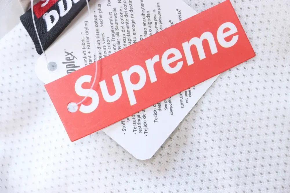 Supreme Ducati Co-Branded Logo Print In Contrast Color - Sports Jacket - Image 8