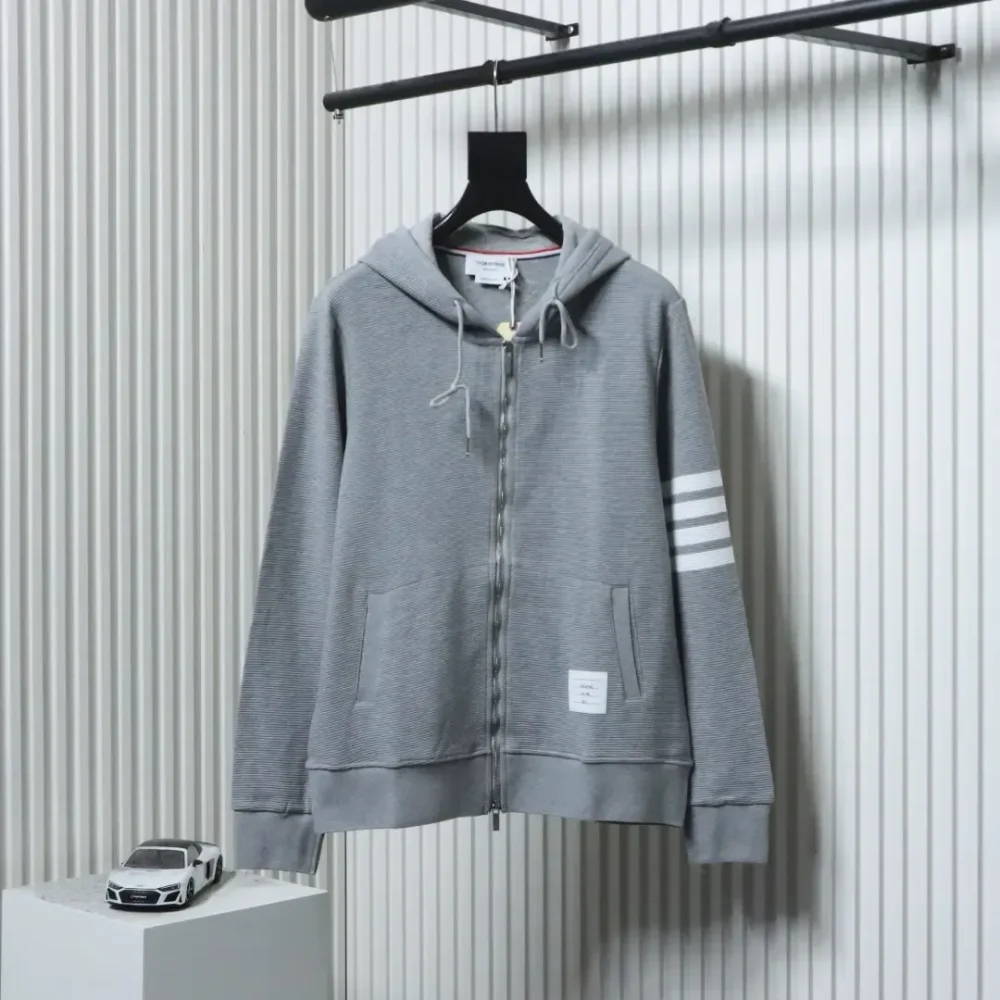 TB Jacket With Zip And Waffle Structure In Water Wave Look - Image 12