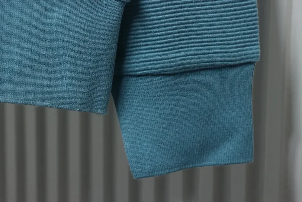 TB Jacket With Zip And Waffle Structure In Water Wave Look - Image 6