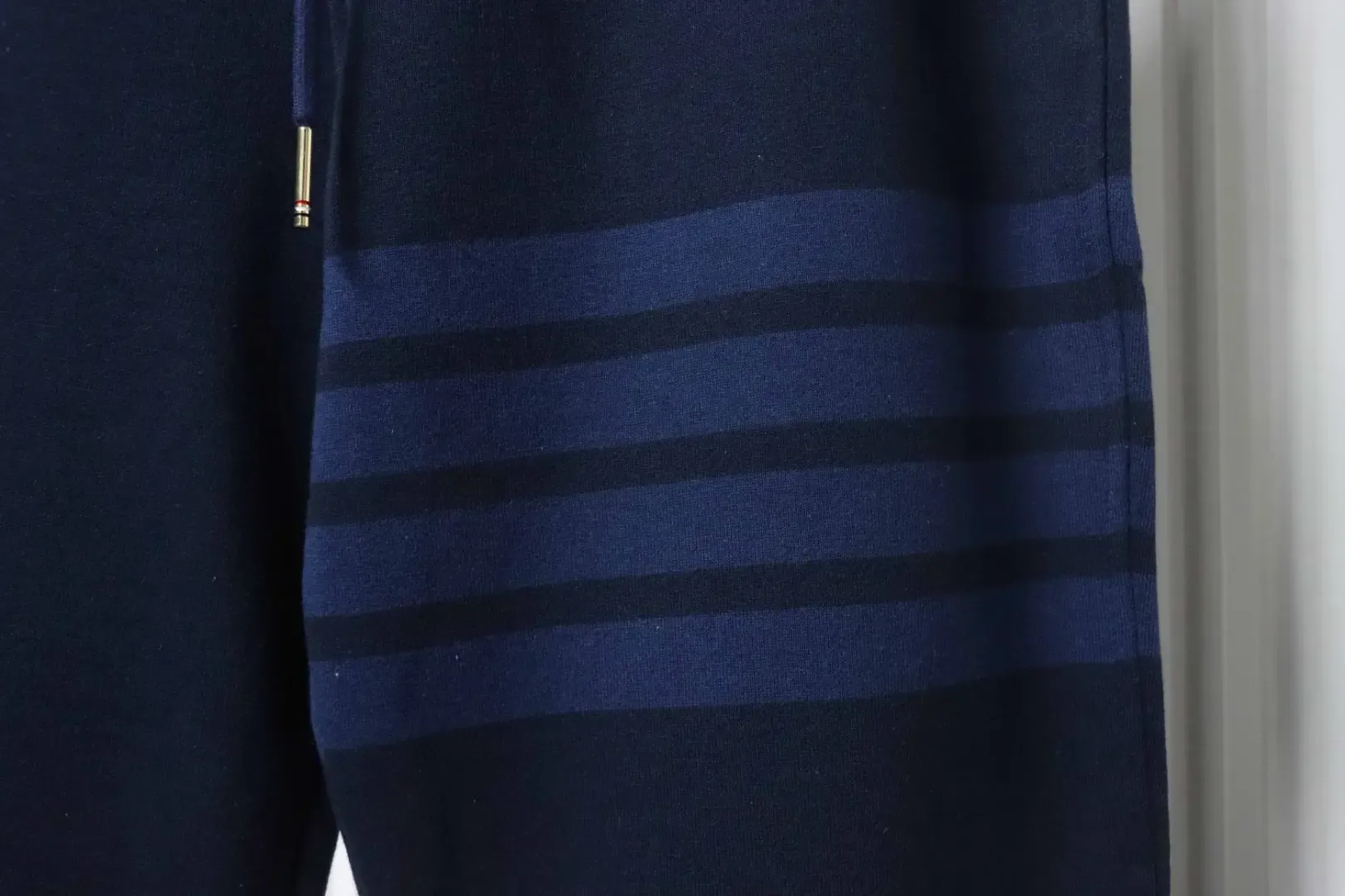 TB New Yarn-Dyed Vertical Leg Trousers - Image 8