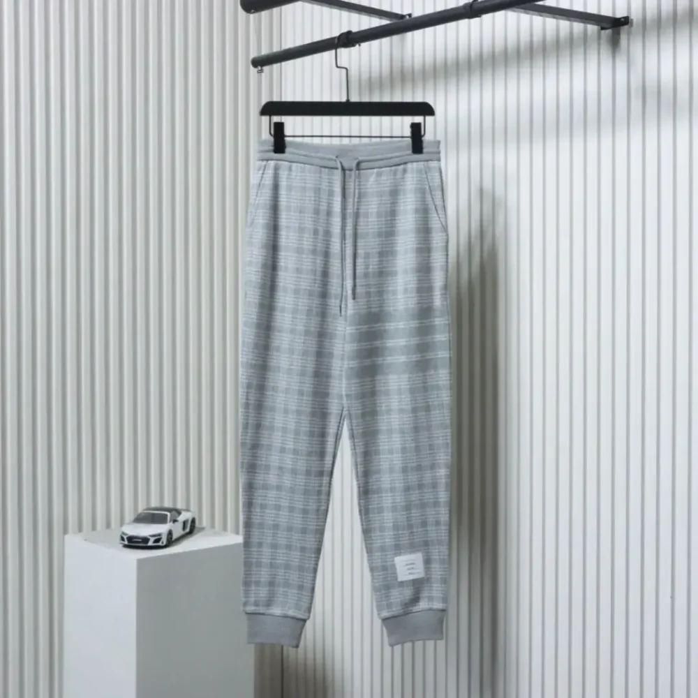 TB Trousers With Houndstooth Pattern And Jacquard Stripes - Image 11