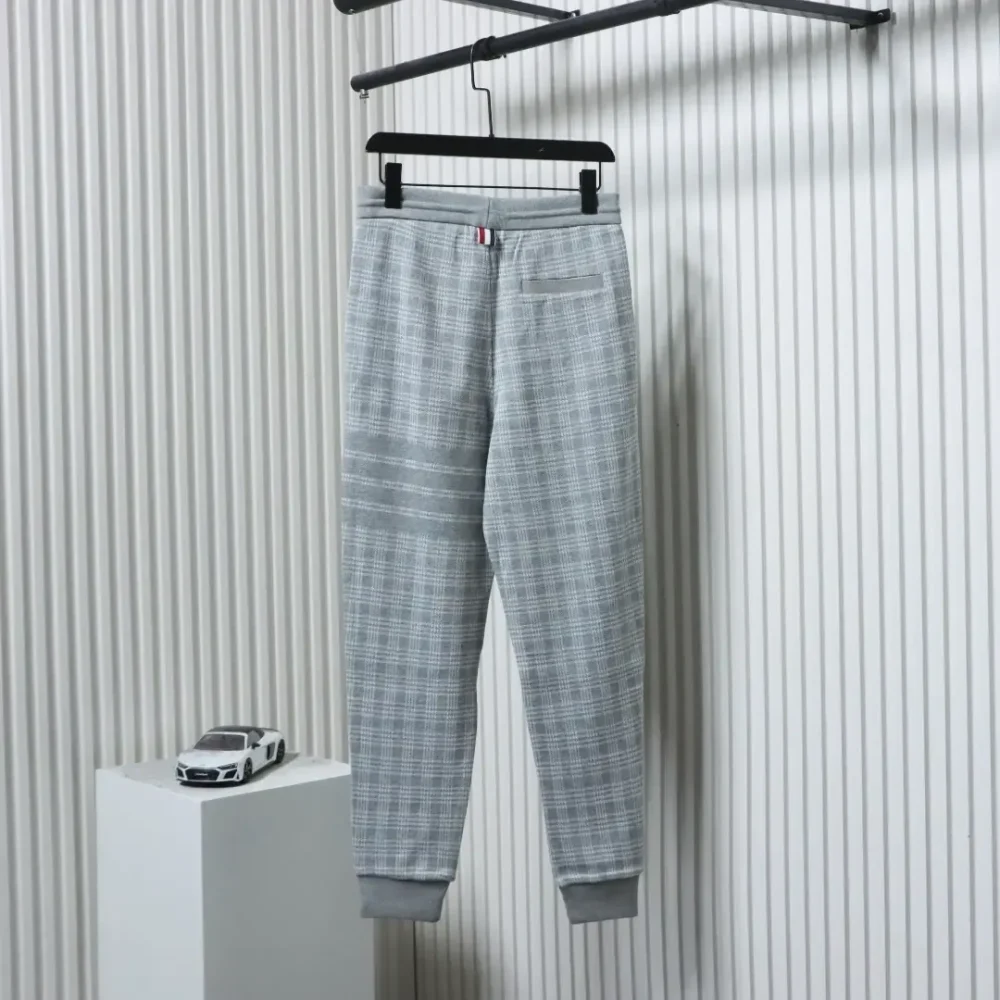 TB Trousers With Houndstooth Pattern And Jacquard Stripes - Image 12