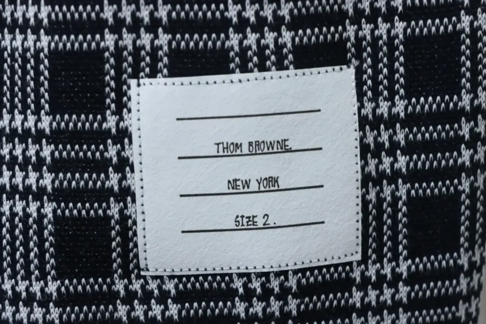 TB Trousers With Houndstooth Pattern And Jacquard Stripes - Image 5