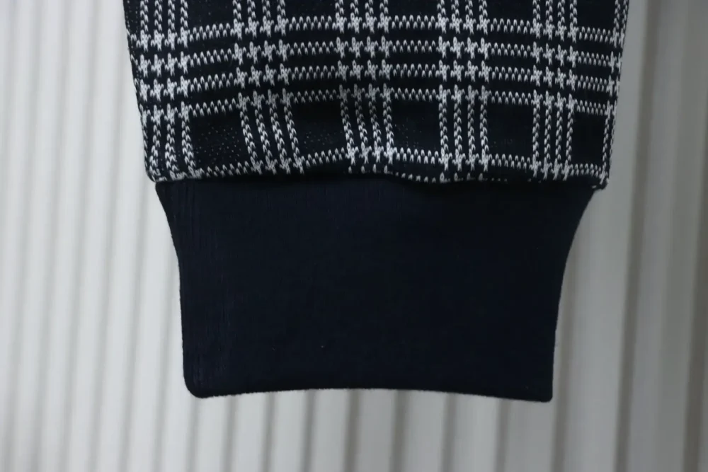 TB Trousers With Houndstooth Pattern And Jacquard Stripes - Image 6