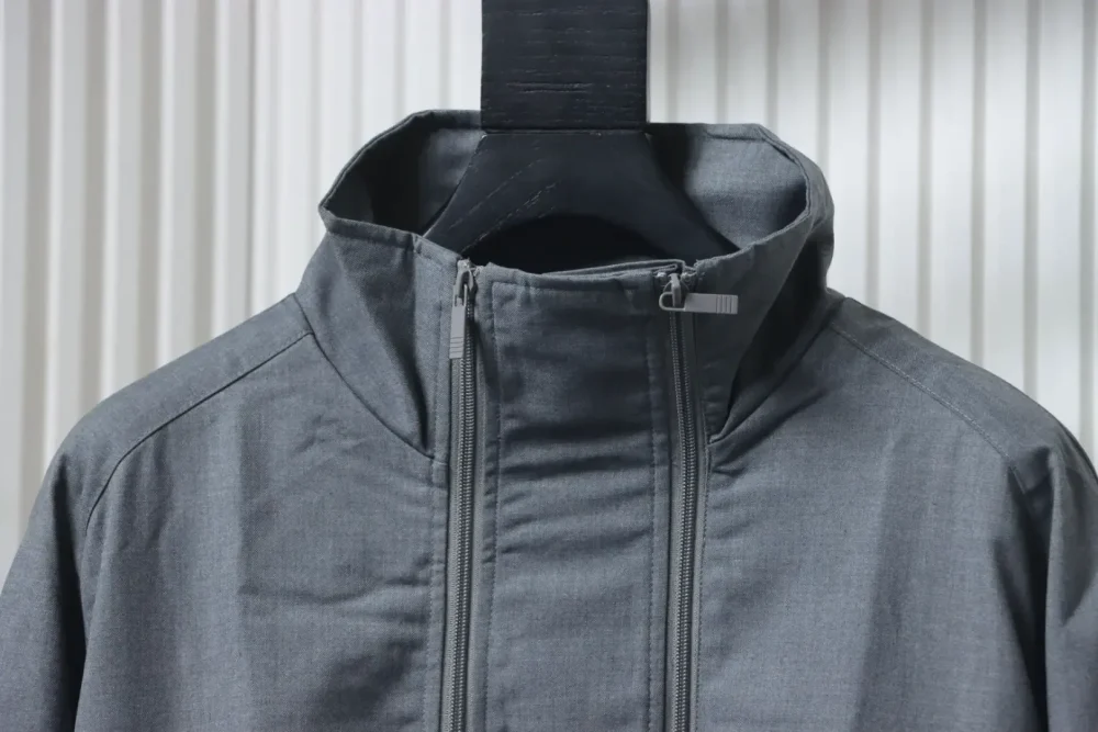 TB Yarn-Dyed Four-Bar Zip Windbreaker - Image 6